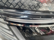 Load image into Gallery viewer, Frontscheinwerfer Renault Trafic 260102899R Full LED Rechts Headlight SCH3500636857vi