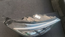 Laden Sie das Bild in den Galerie-Viewer, Frontscheinwerfer Opel Crossland X YQ00351180 Full LED Rechts Headlight SCH1190398438te