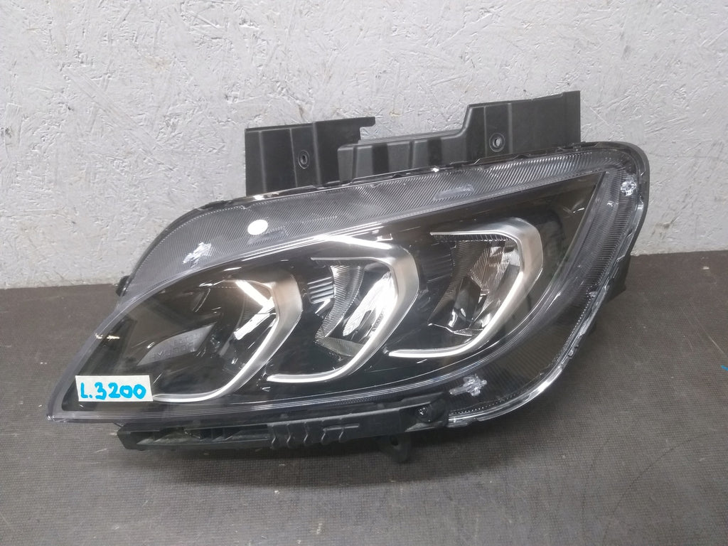 Frontscheinwerfer Hyundai Kona J9921-63050 Links Scheinwerfer Headlight