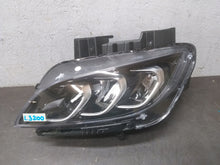 Laden Sie das Bild in den Galerie-Viewer, Frontscheinwerfer Hyundai Kona J9921-63050 Links Scheinwerfer Headlight