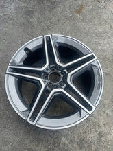 Laden Sie das Bild in den Galerie-Viewer, 1x Alufelge 20 Zoll 9.0" 5x112 44ET A1674013300 Mercedes-Benz Gle Rim Wheel FEL3397735129xy