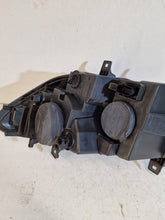 Laden Sie das Bild in den Galerie-Viewer, Frontscheinwerfer Mercedes-Benz Sprinter A9109060100 Rechts Headlight SCH7411022612tq