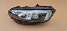 Laden Sie das Bild in den Galerie-Viewer, Frontscheinwerfer Mercedes-Benz W177 A1779063805 Rechts Scheinwerfer Headlight SCH9450381803du