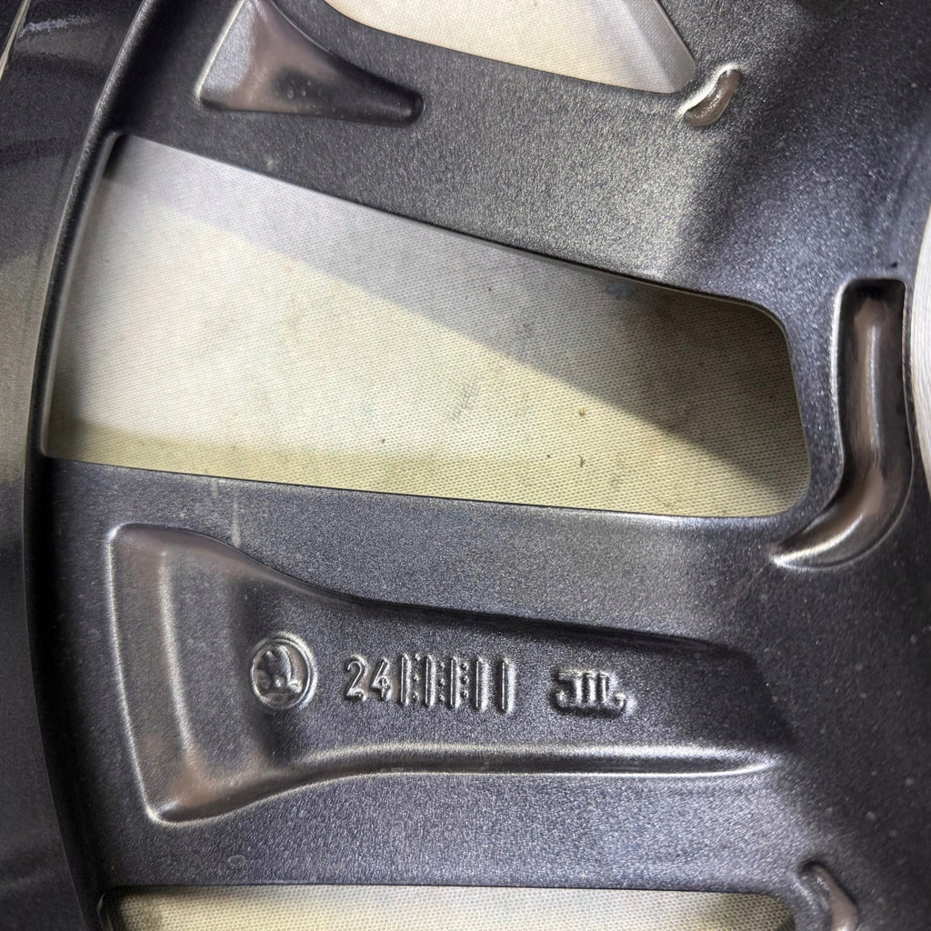 1x Alufelge 20 Zoll 8.0" 5x112 45ET Glanz Graphit 5LA601025 Mg Octavia Rim Wheel FEL9634127715bo