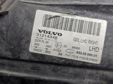 Laden Sie das Bild in den Galerie-Viewer, Frontscheinwerfer Volvo V70 S80 31214348 Xenon Rechts Scheinwerfer Headlight SCH5576136117ve