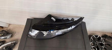 Laden Sie das Bild in den Galerie-Viewer, Frontscheinwerfer Land Rover Range Evoque L538 RKC12041 Links Headlight SCH7919111058pe
