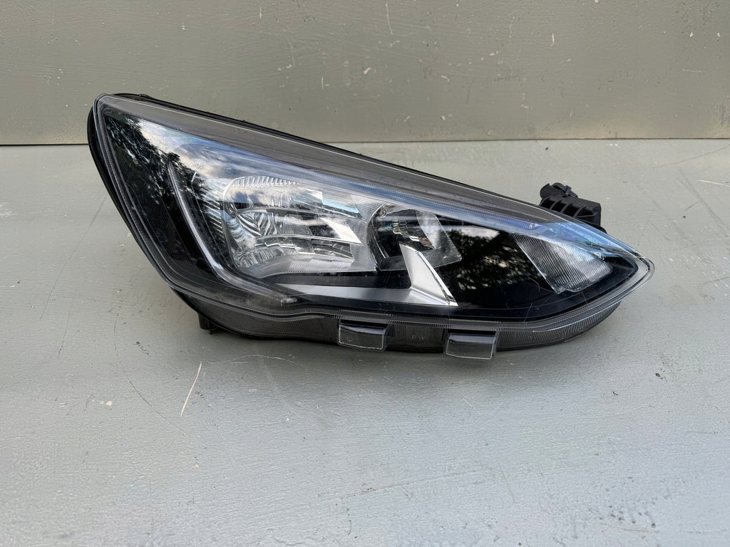 Frontscheinwerfer Ford Focus MX7B-13E14 Rechts Scheinwerfer Headlight