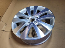 Load image into Gallery viewer, 1x Alufelge 17 Zoll 7.0" 5x112 54ET Glanz Silber 5K0601025Q VW Golf V Plus FEL8225365074pm