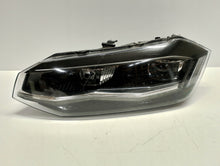 Laden Sie das Bild in den Galerie-Viewer, Frontscheinwerfer VW Polo 2G1941035B LED Links Scheinwerfer Headlight