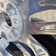 Laden Sie das Bild in den Galerie-Viewer, 1x Alufelge 20 Zoll 9.0" 5x112 33ET 760601025K VW Touareg Rim Wheel FEL2886177326ja