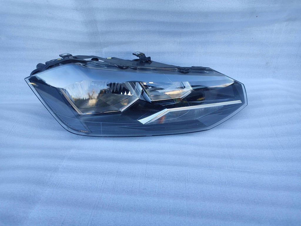 Frontscheinwerfer VW Polo 2G1941006 90099317 Rechts Scheinwerfer Headlight SCH9764908364wa
