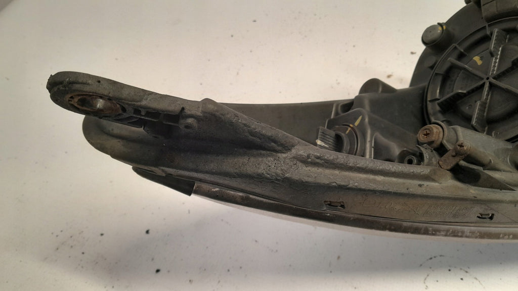 Frontscheinwerfer Hyundai I30 92102-A6020 Rechts Scheinwerfer Headlight SCH3364464650jm