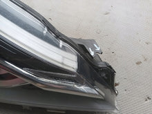 Load image into Gallery viewer, Frontscheinwerfer Toyota Yaris Rechts Scheinwerfer Headlight
