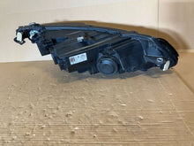 Laden Sie das Bild in den Galerie-Viewer, Frontscheinwerfer VW Golf VIII 5H1941005C Full LED Links Scheinwerfer Headlight SCH9402012822bh