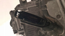Laden Sie das Bild in den Galerie-Viewer, Frontscheinwerfer BMW 1 F21 F20 7229677 06092012 Xenon Links Headlight