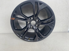 Laden Sie das Bild in den Galerie-Viewer, 1x Alufelge 18 Zoll 8.0" 5x112 46ET Glanz Schwarz 8Y0601025CF Audi A3 Rim Wheel FEL9054671244ia