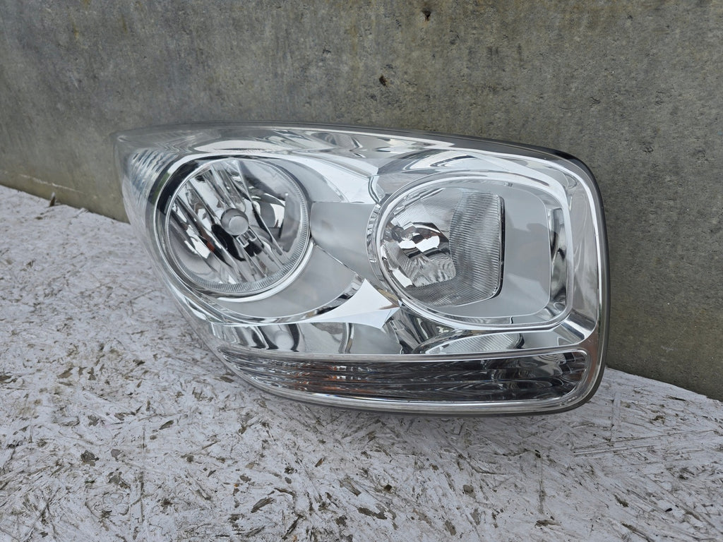 Frontscheinwerfer Kia Venga 92102-1P000 Rechts Scheinwerfer Headlight