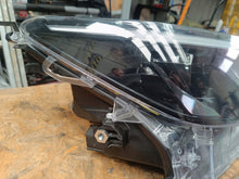 Laden Sie das Bild in den Galerie-Viewer, Frontscheinwerfer Toyota Yaris Cross 0D-312 LED Rechts Scheinwerfer Headlight SCH7803725325da