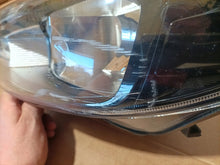 Load image into Gallery viewer, Frontscheinwerfer Ford Focus F1EB-13W030-A LED Links Scheinwerfer Headlight
