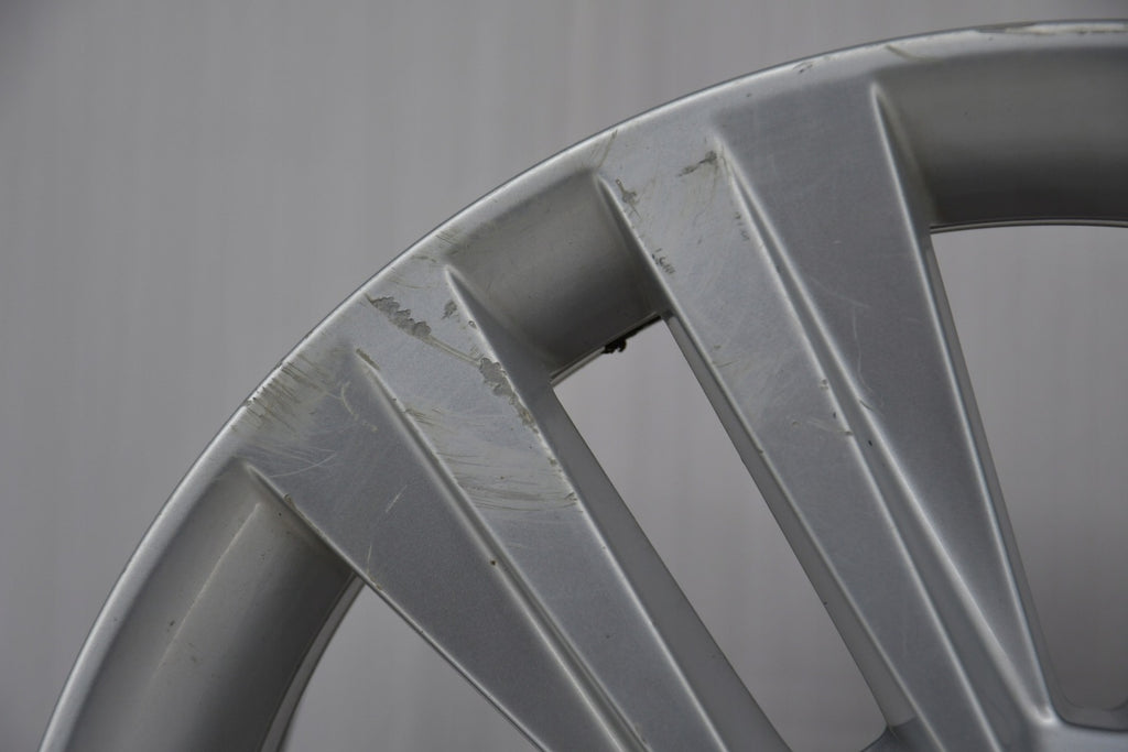 1x Alufelge 17 Zoll 7.0" 5x112 42ET Glanz Silber 5F0601025M Seat Leon Rim Wheel