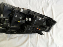 Load image into Gallery viewer, Frontscheinwerfer Toyota Yaris B01720073 Rechts Scheinwerfer Headlight SCH7402130254ea