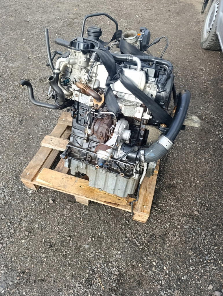 Motor VW T5 CAAC CCHA 2.0 TDI 140PS 103kW 134TKm Diesel Engine Komplett