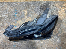 Laden Sie das Bild in den Galerie-Viewer, Frontscheinwerfer Mazda Cx30 Cx-30 DGJ1-51040 Links Scheinwerfer Headlight SCH8866270691lm