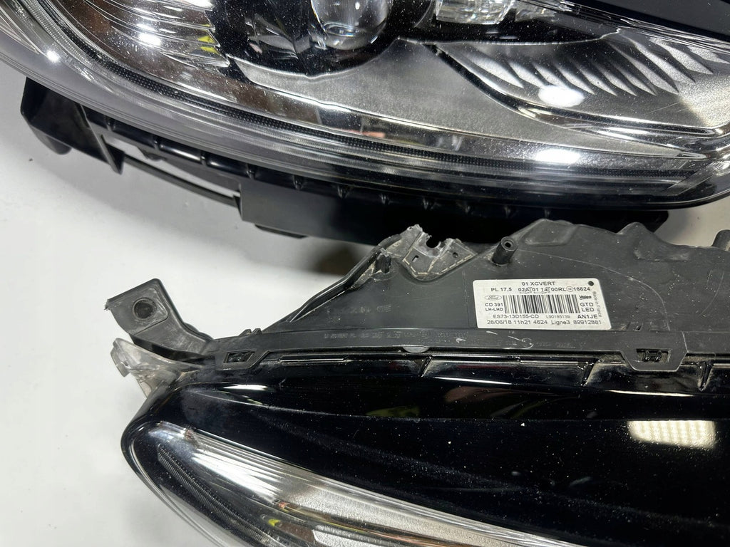 Frontscheinwerfer Ford Mondeo ES73-13D155-CD ES73-13D154-CD Full LED Ein Satz SCH9744241438nc