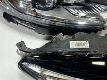 Laden Sie das Bild in den Galerie-Viewer, Frontscheinwerfer Ford Mondeo ES73-13D155-CD ES73-13D154-CD Full LED Ein Satz SCH9744241438nc