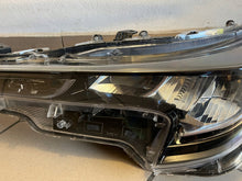 Laden Sie das Bild in den Galerie-Viewer, Frontscheinwerfer Toyota Corolla 81150-02S60 Links Scheinwerfer Headlight