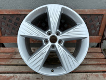 Load image into Gallery viewer, 1x Alufelge 19 Zoll 8.0" 5x112 45ET Glanz Silber 89A601025B Audi E-Tron FEL8169289485pr