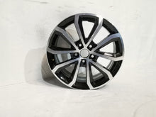Laden Sie das Bild in den Galerie-Viewer, 1x Alufelge 17 Zoll 7.0&quot; 5x112 49ET 5E0601025BC Skoda Octavia Iii Rim Wheel