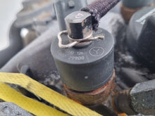 Load image into Gallery viewer, Motor Hyundai Trajet D4EA 2.0 CRDI 125PS 83kW 153TKm 1999 Diesel Engine Komplett