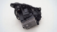 Laden Sie das Bild in den Galerie-Viewer, Frontscheinwerfer Land Rover Defender L663 L8B2-13W030 LED Links Headlight SCH6365001951kr