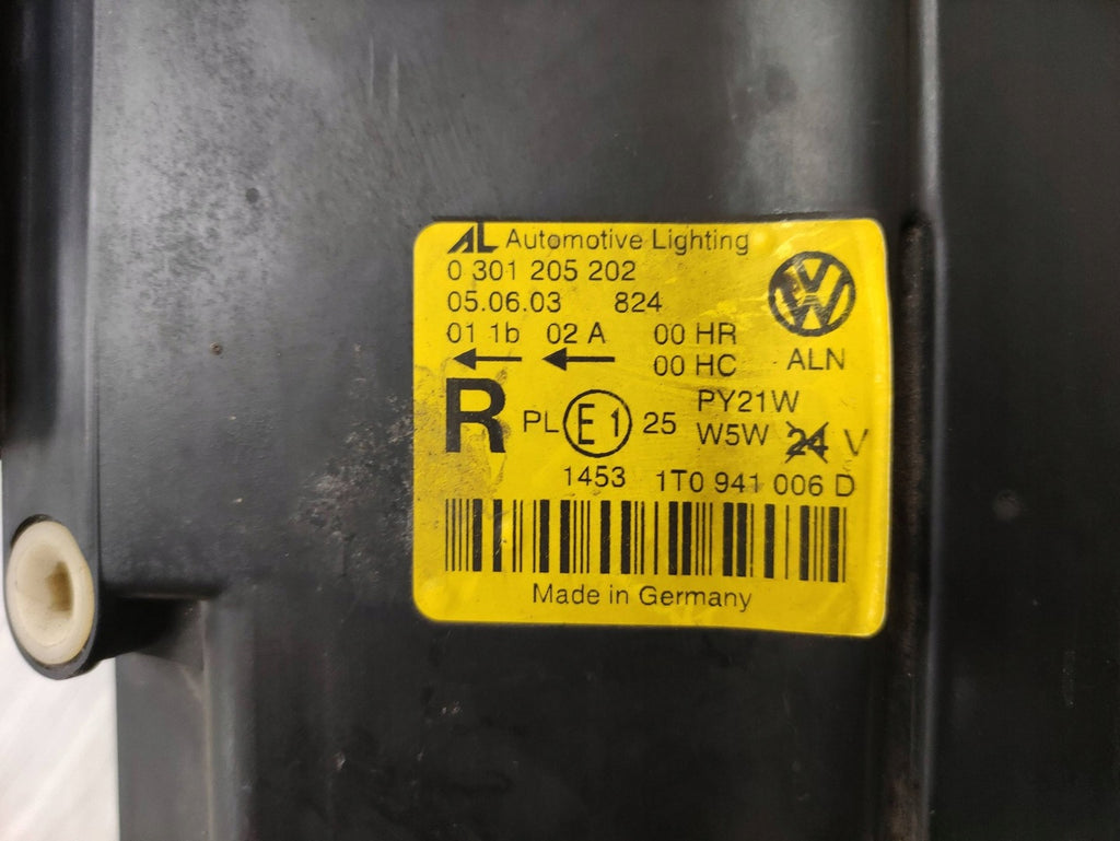 Frontscheinwerfer VW Touran 1T0941006D Rechts Scheinwerfer Headlight SCH2145047991ri