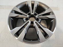 Laden Sie das Bild in den Galerie-Viewer, 1x Alufelge 18 Zoll 7.5&quot; 5x112 52ET A4474014400 Mercedes-Benz Vito W447