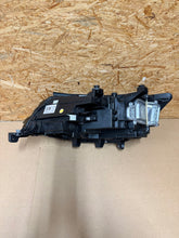 Load image into Gallery viewer, Frontscheinwerfer VW T7 7T1941082A Rechts Scheinwerfer Headlight SCH7660996570sa