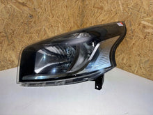 Laden Sie das Bild in den Galerie-Viewer, Frontscheinwerfer Renault Trafic III 260608912 Rechts Scheinwerfer Headlight SCH9727056826hg