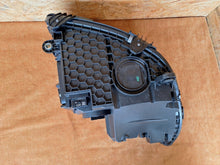 Laden Sie das Bild in den Galerie-Viewer, Frontscheinwerfer Mercedes-Benz W206 A2069068104 LED Links Headlight SCH6071523875yl