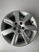 Load image into Gallery viewer, 1x Alufelge 15 Zoll 6.0&quot; 5x100 6R0601025L VW Polo Rim Wheel