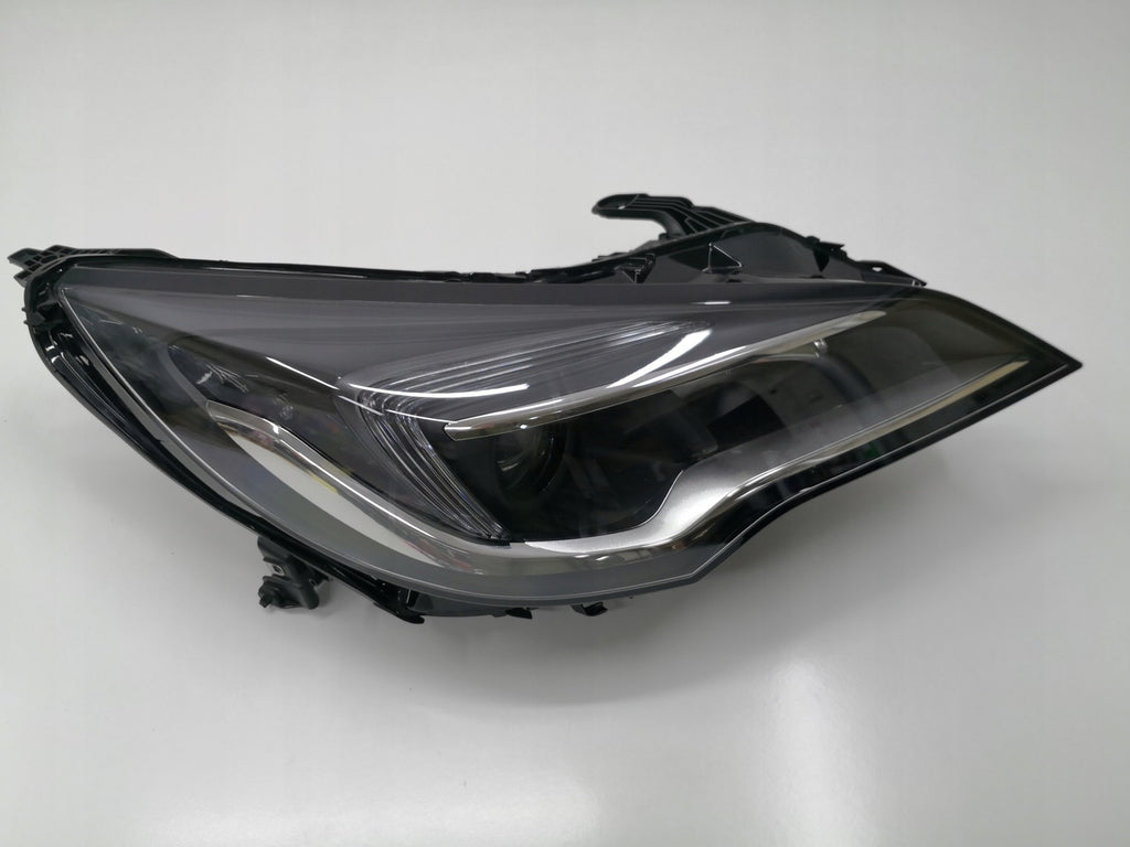 Frontscheinwerfer Opel Astra 7960400002 39077801 LED Rechts Headlight