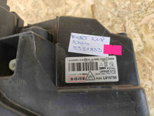 Laden Sie das Bild in den Galerie-Viewer, Frontscheinwerfer Peugeot 2008 II 9841641980 Full LED Rechts Headlight