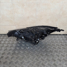 Laden Sie das Bild in den Galerie-Viewer, Frontscheinwerfer Toyota V I LED Ein Satz Scheinwerfer Headlight SCH7648229603pc