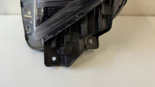 Load image into Gallery viewer, Frontscheinwerfer Hyundai Tucson 92102N7100 LED Rechts Scheinwerfer Headlight SCH7654610984vz