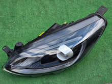 Laden Sie das Bild in den Galerie-Viewer, Frontscheinwerfer Ford Fiesta I N1BB-13E017-AF Full LED Links Headlight SCH1140688277lg