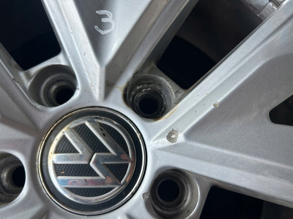 1x Alufelge 17 Zoll 7.0" 5x112 38ET Glanz Silber 3G0601025 VW Rim Wheel FEL9087261723kb