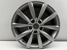 Laden Sie das Bild in den Galerie-Viewer, 1x Alufelge 17 Zoll 6.0" 5x112 48ET 5G0601025K VW Rim Wheel FEL4630025321wj
