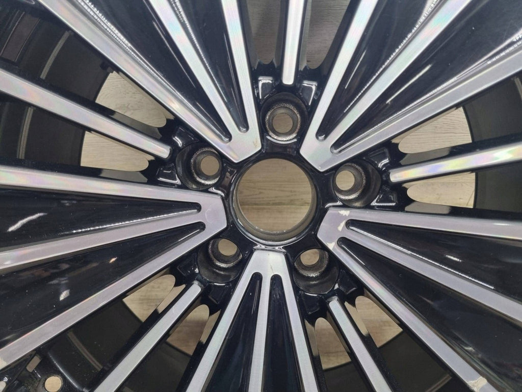 1x Alufelge 18 Zoll 5x112 Glanz 571601025K VW Tiguan Rim Wheel FEL6356220754xo