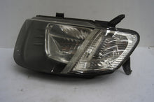 Laden Sie das Bild in den Galerie-Viewer, Frontscheinwerfer Mitsubishi L200 Ein Stück (Rechts oder Links) Headlight