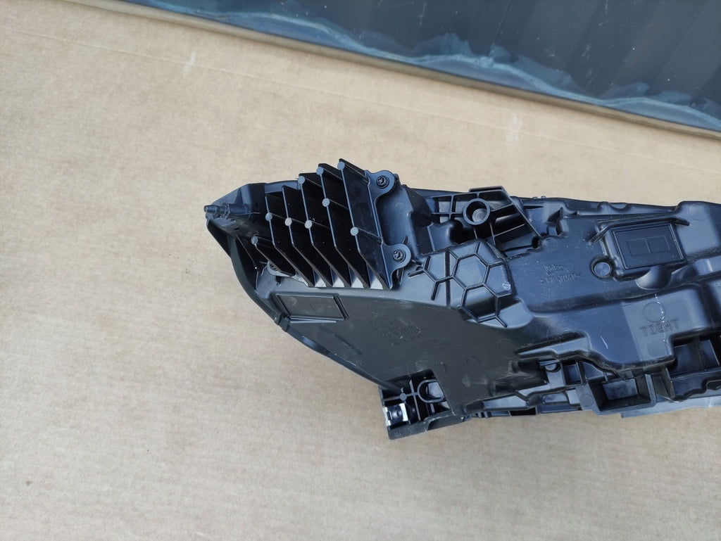 Frontscheinwerfer Tesla Model 3 1760888-00-F LED Ein Stück (Rechts oder Links)